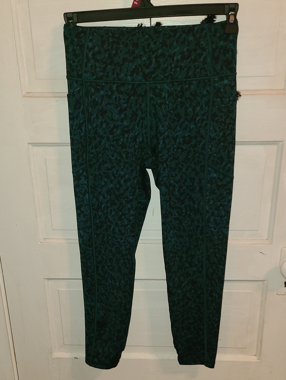 Victoria's Secret Teal Leopard-Print Leggings